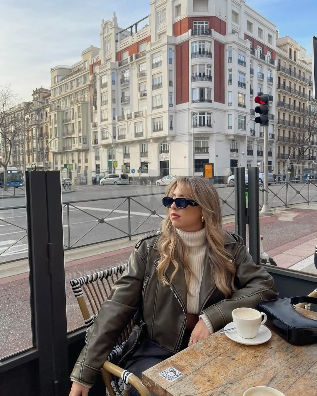 Effortless Chic Winter Outfit by the Coffee Shop