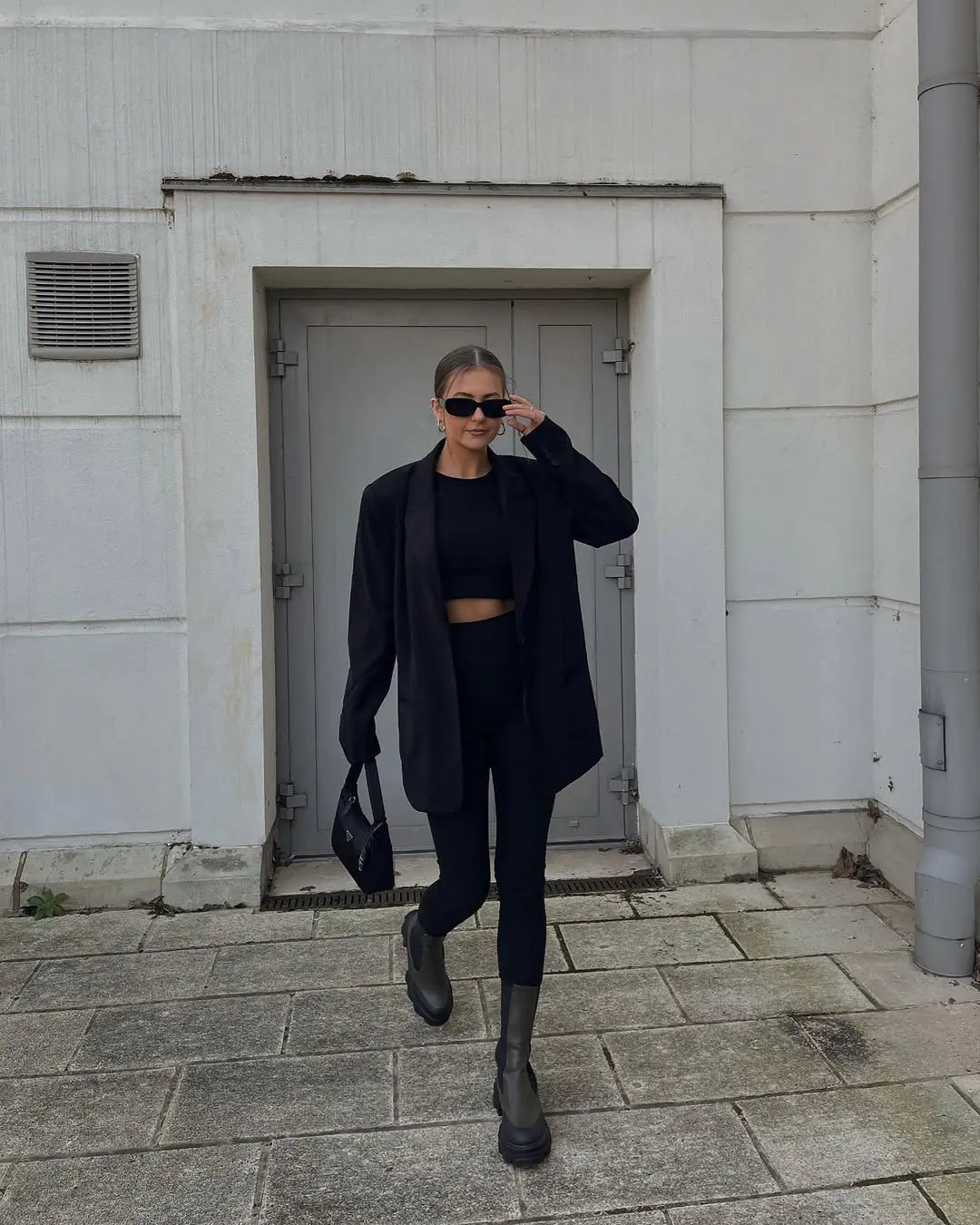 Elevate Your Casual Look with Black Blazer