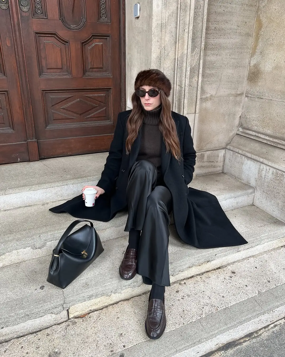 Chic Winter Look with Timeless Elegance
