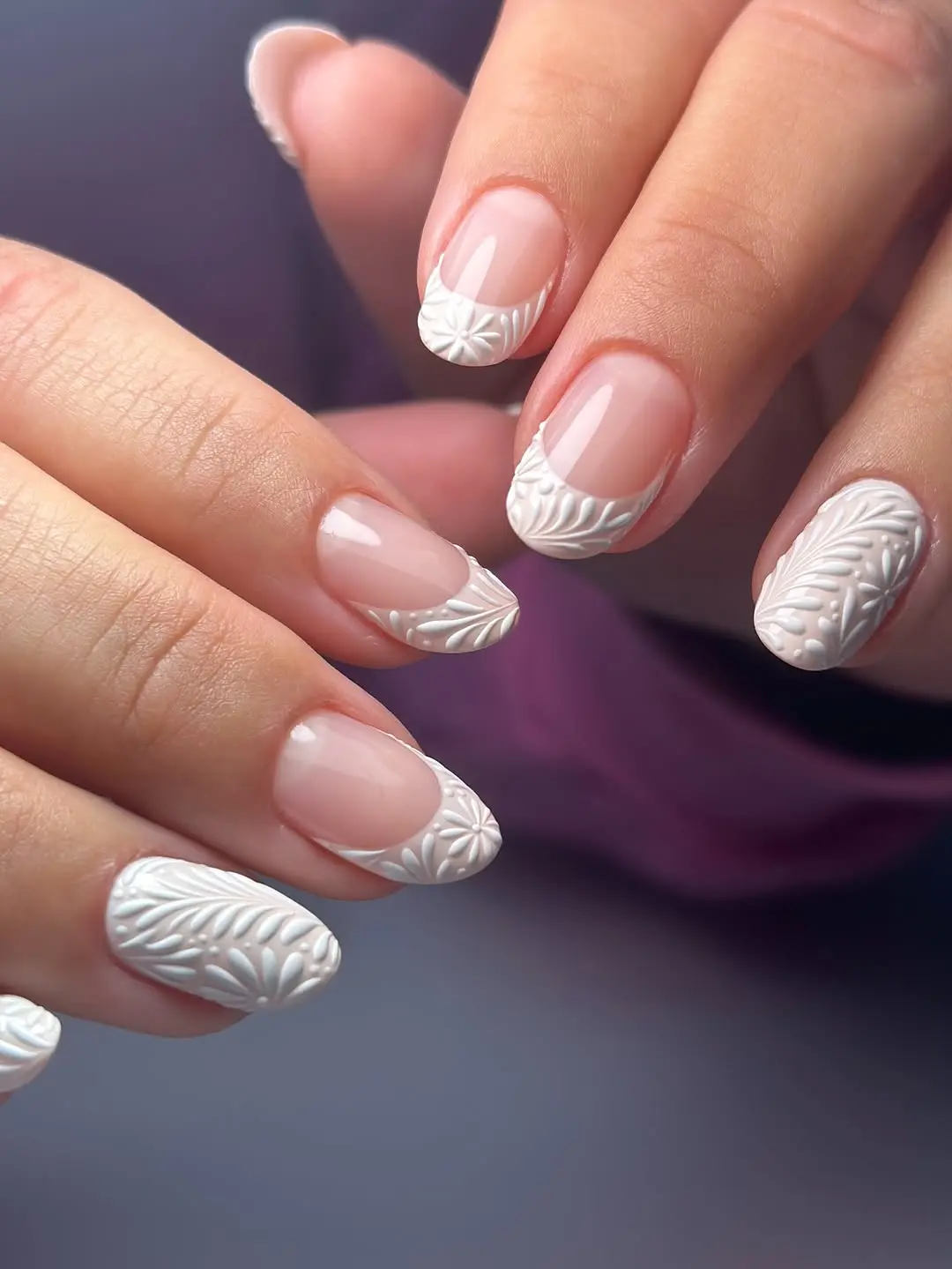 Chic floral wedding nail art design inspiration
