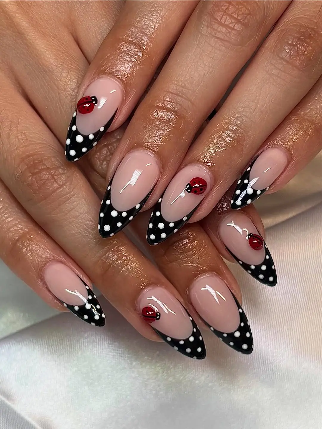 Chic Ladybug Nail Art for Trendy Styles