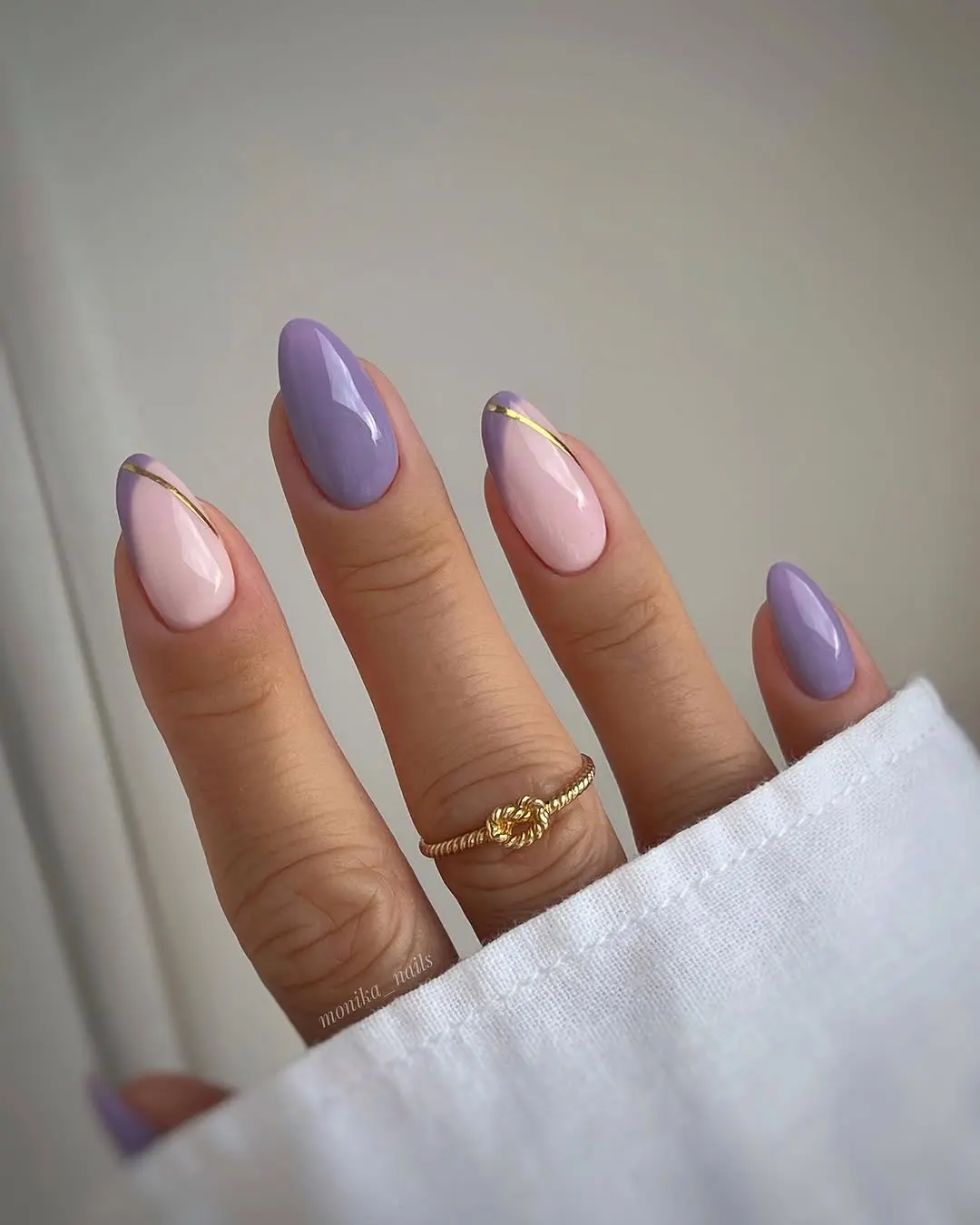 Chic and Elegant Periwinkle Nail Design