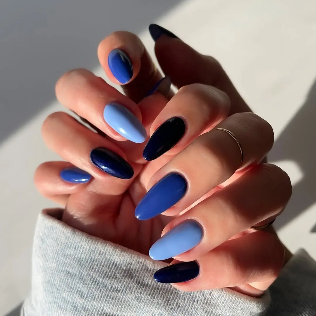 Chic periwinkle nails with striking blue contrasts