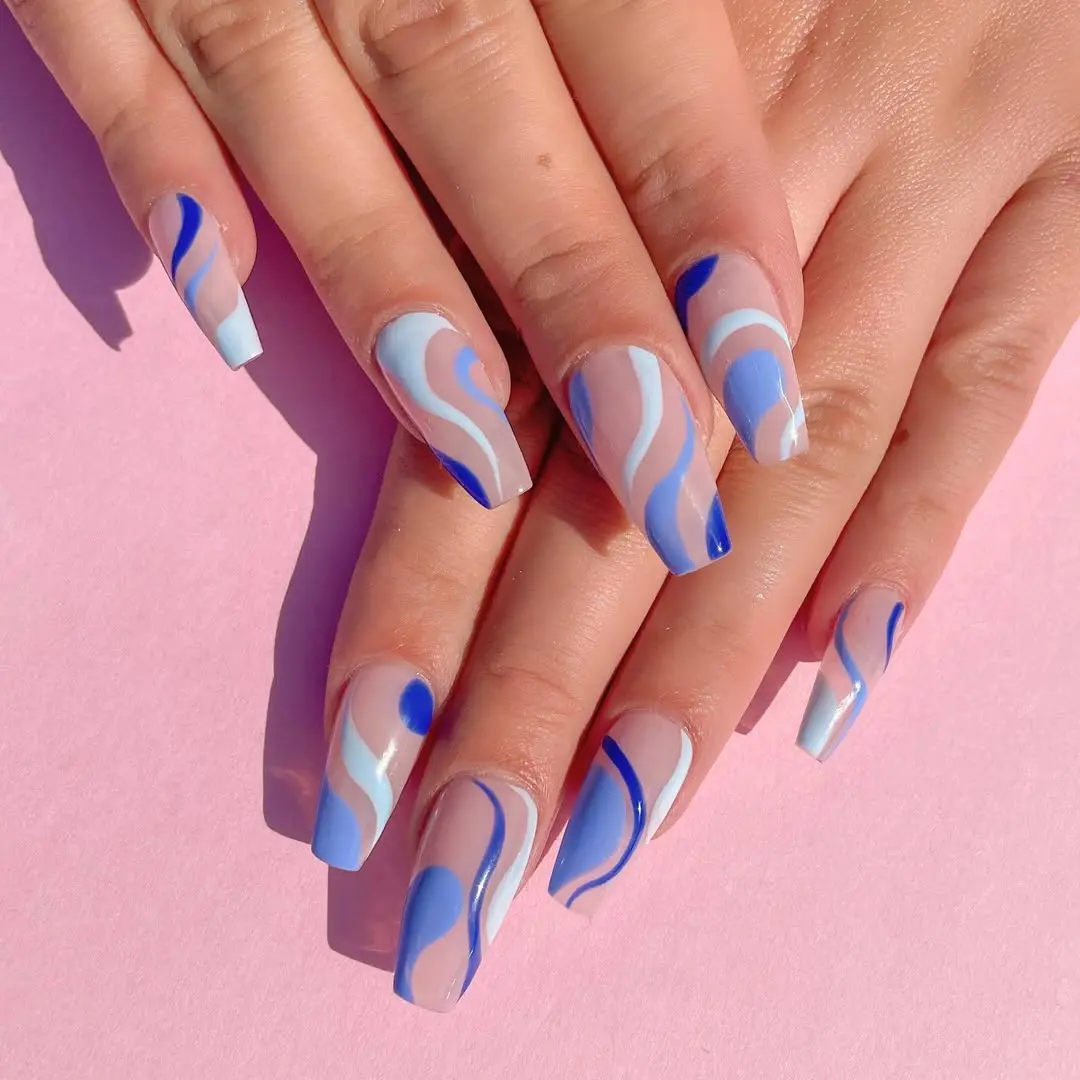 Charming wavy periwinkle nail art design