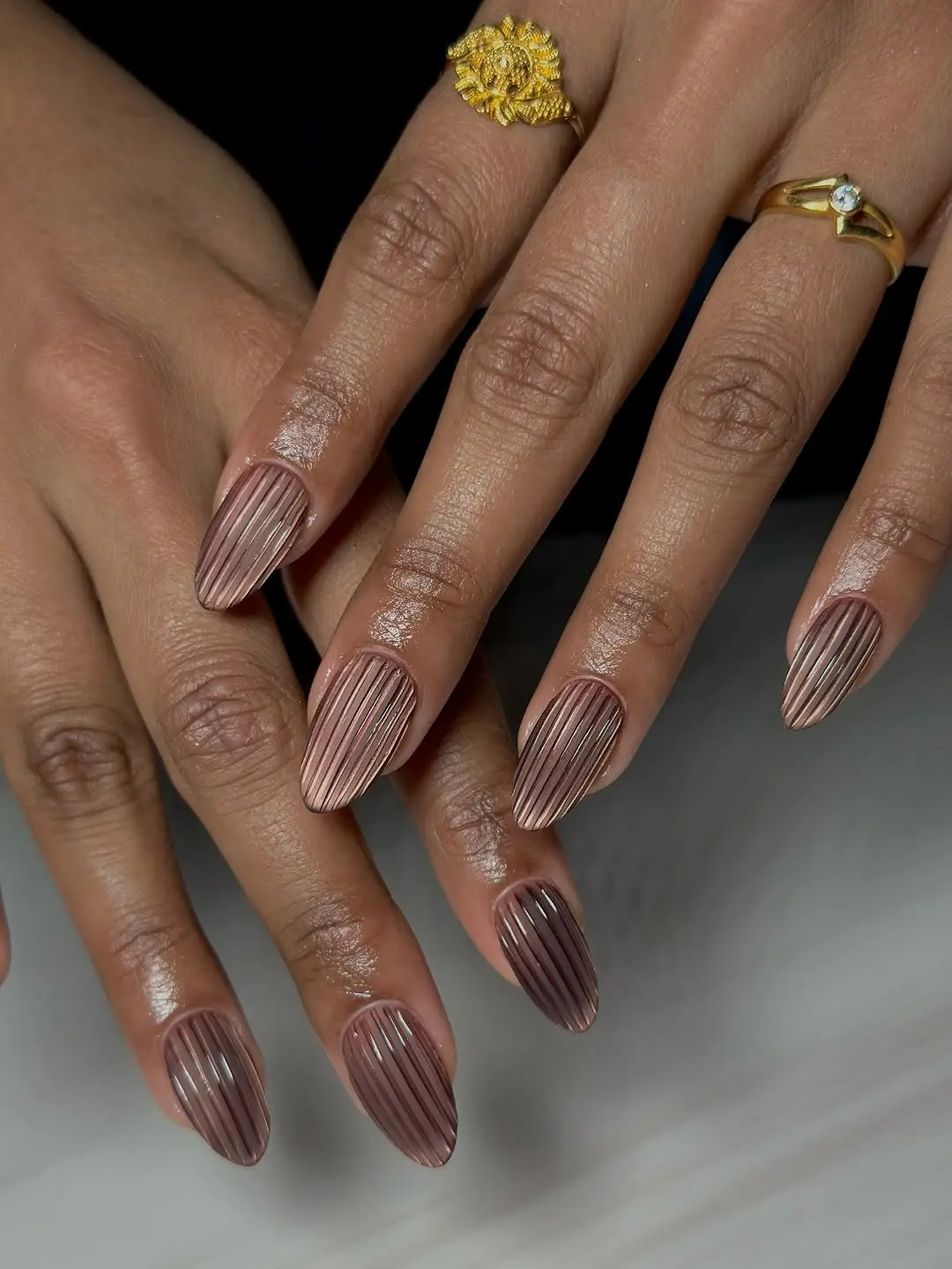 Trendy Ribbed Glass Nails for Elegant Look