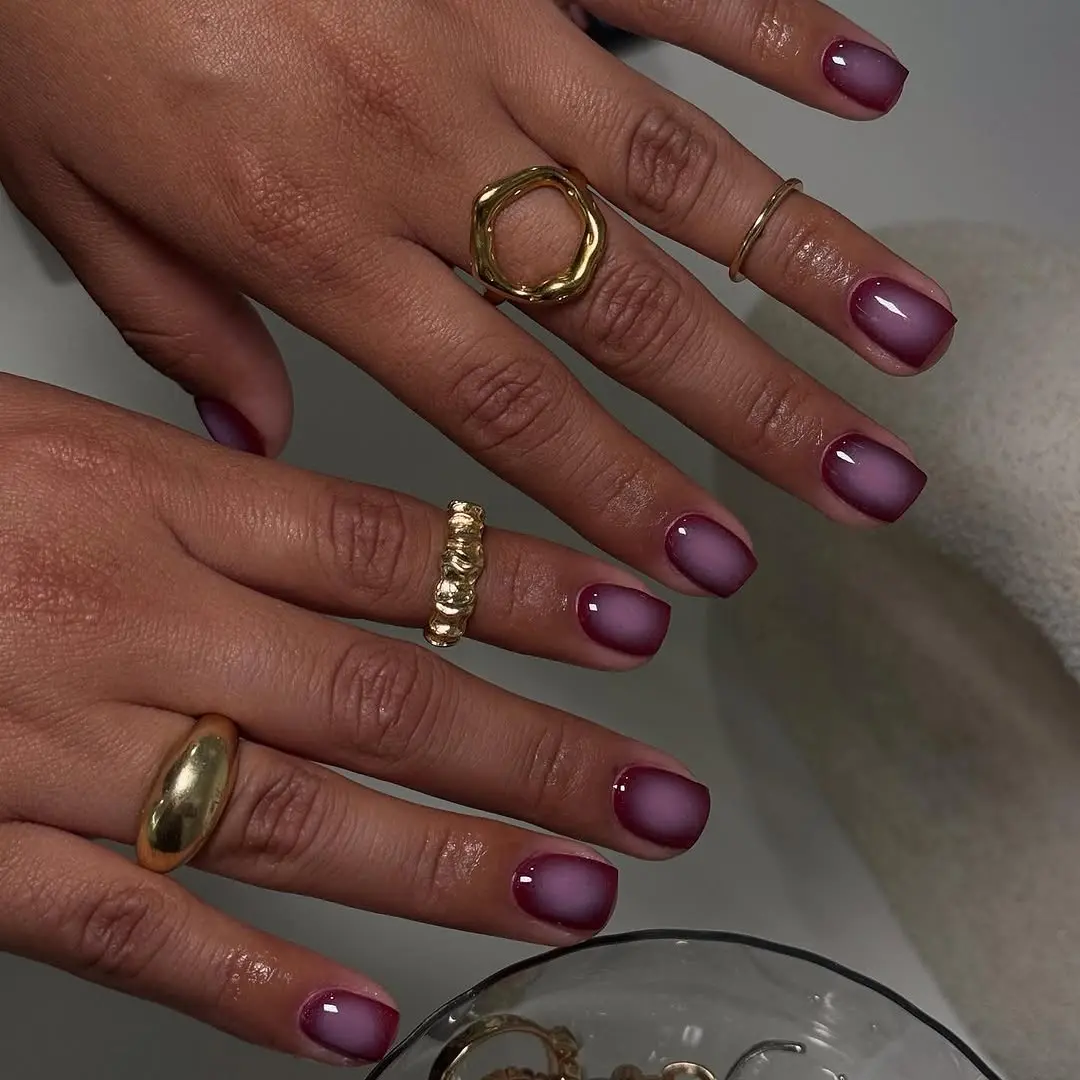 Elegant ombre winter nails with a chic twist