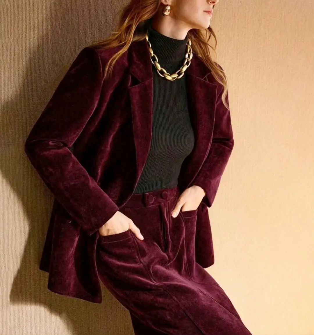 Chic Velvet Blazer Perfect for Any Occasion