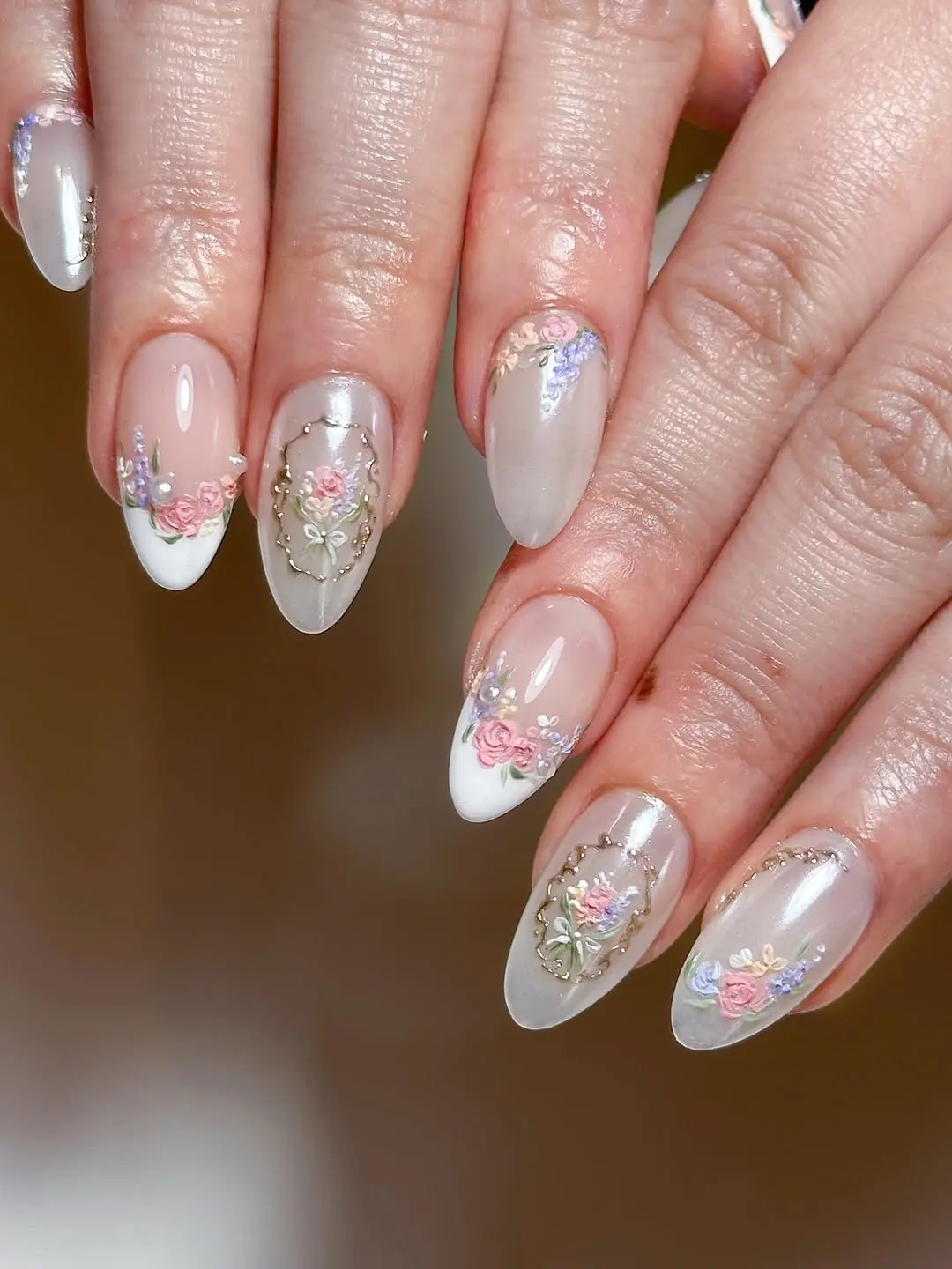 Elegant floral wedding nails for a romantic look