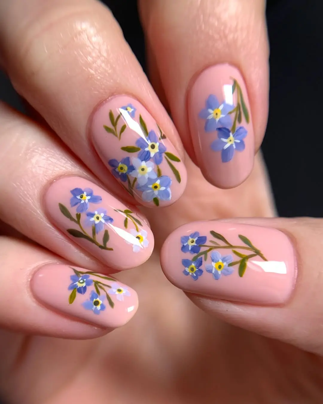 Charming Floral Design for Elegant Wedding Nails