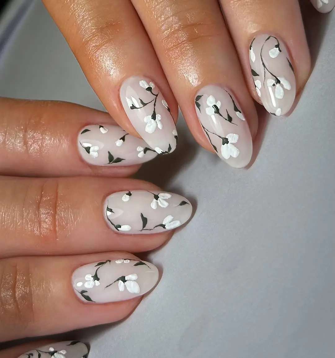 Chic Floral Wedding Nail Art Inspiration
