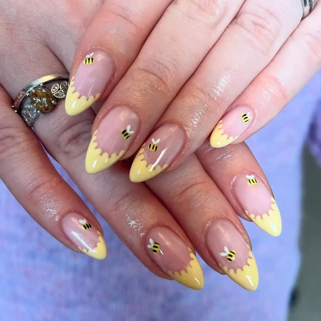 Charming Bee-Inspired Nail Art Design