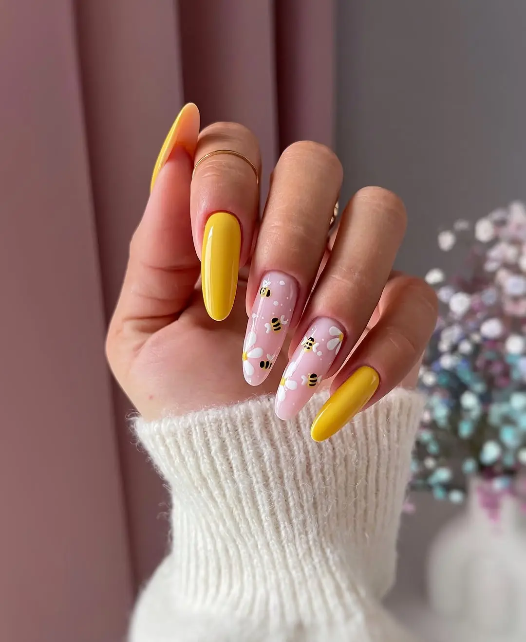 Charming bee-inspired nail art design