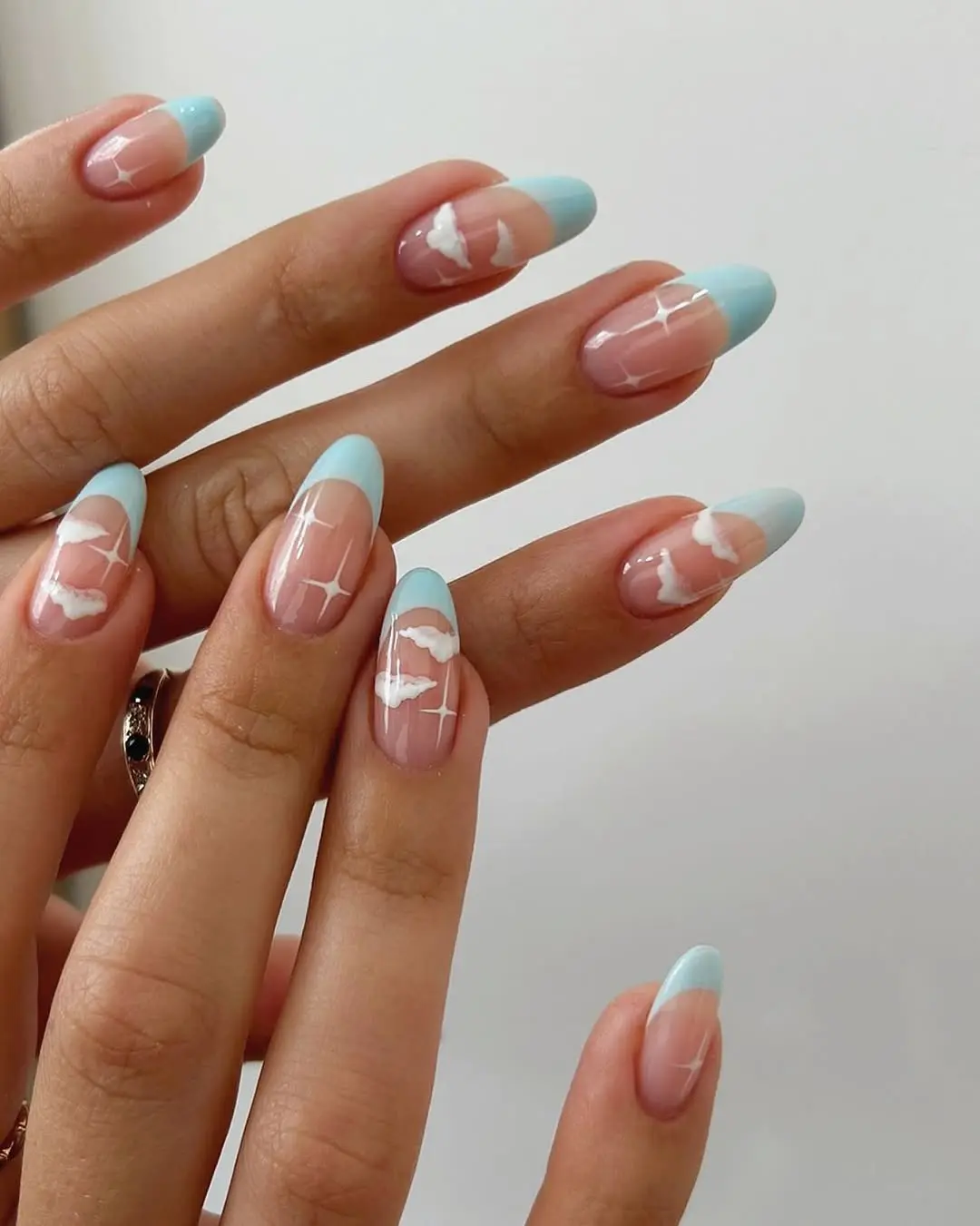 Dreamy cloud-inspired nail art design