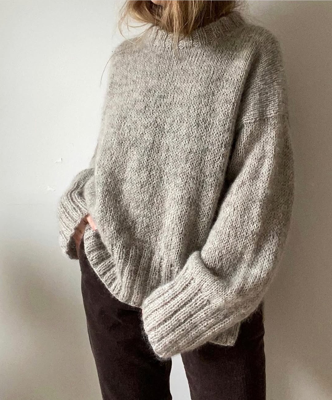 Effortless Chic with a Cozy Gray Sweater