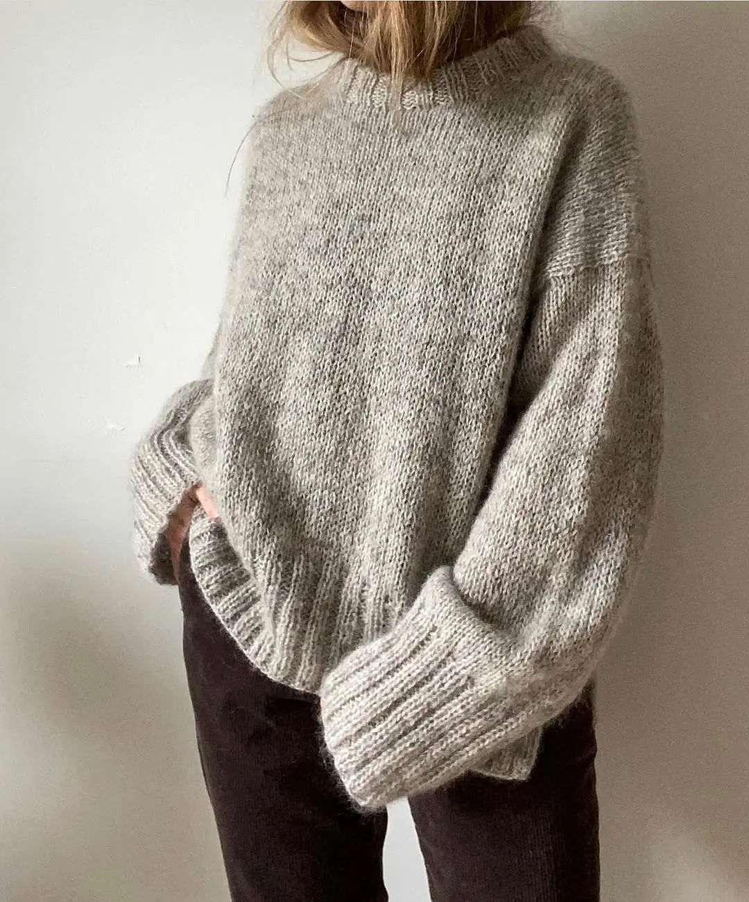 Effortless Chic with a Cozy Gray Sweater