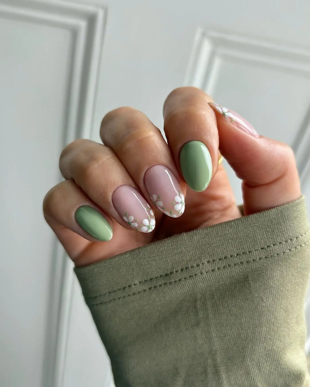 Chic green and pastel Easter nail art
