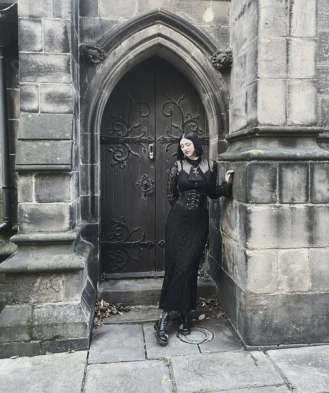 Elegant gothic style with a contemporary twist