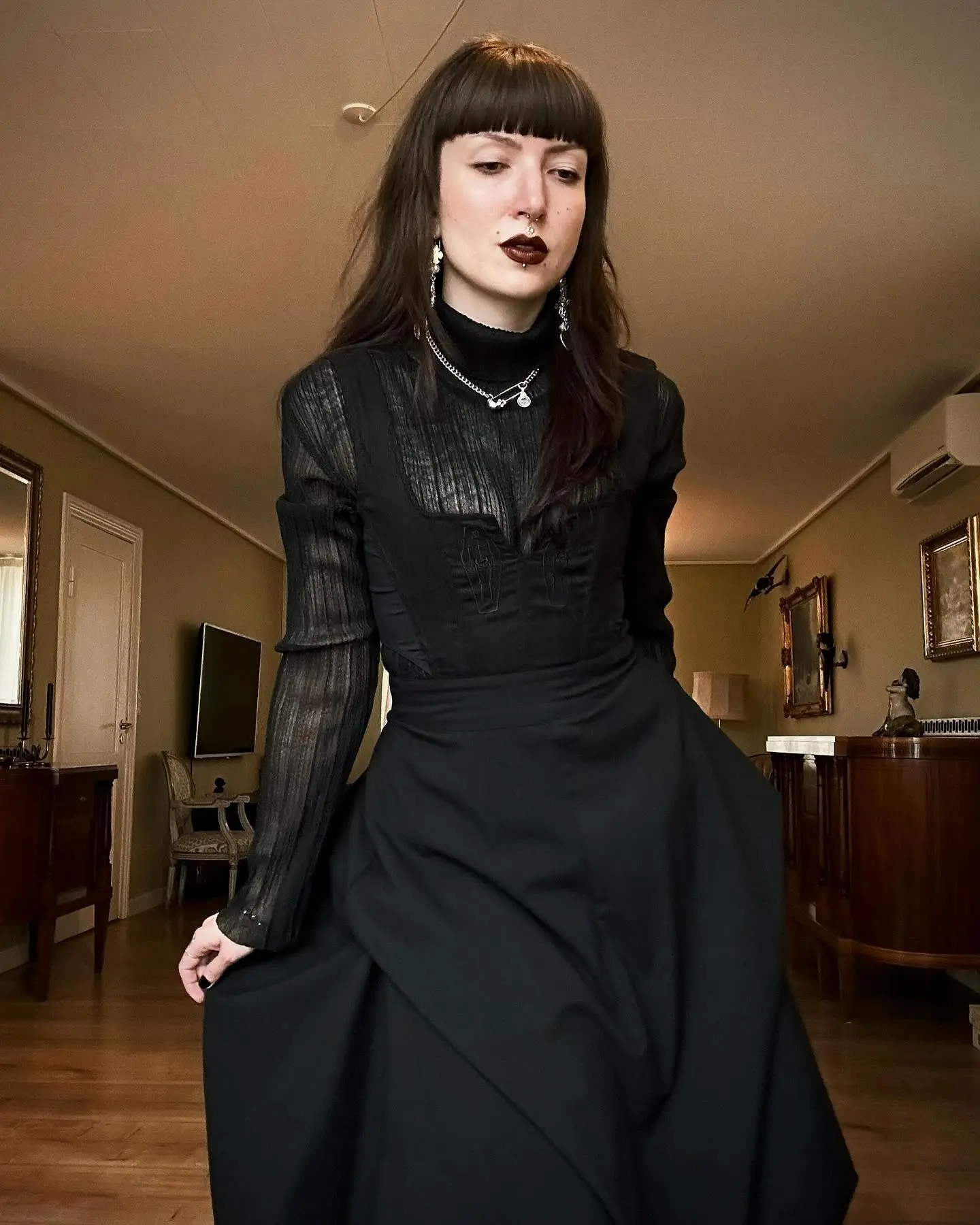 Chic gothic style with modern flair in black