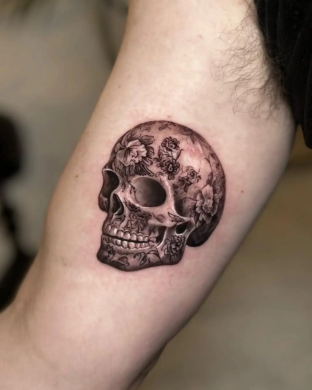 Elegant skull adorned with floral details