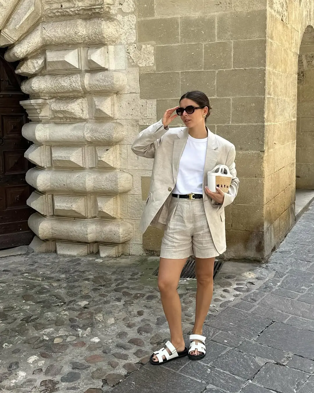 Chic Linen Shorts Blazer Street Style Outfit
