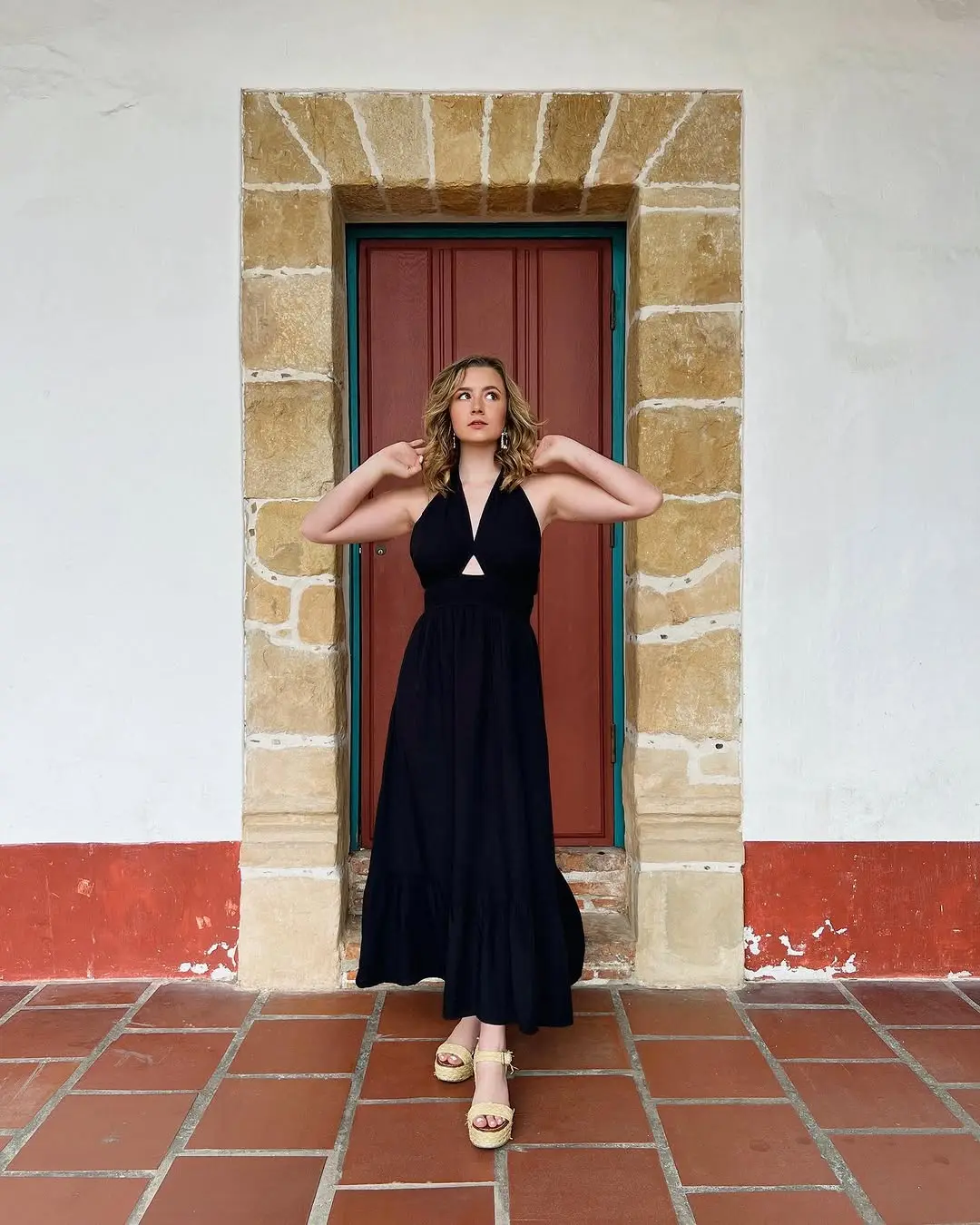 Chic Black Maxi Dress for Effortless Elegance