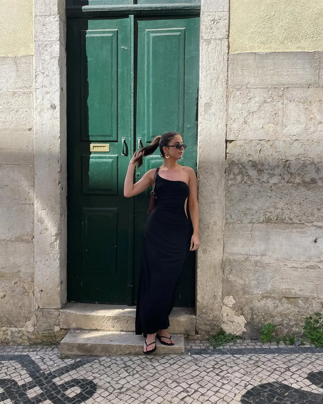 Effortless Chic: Black Maxi Dress Look