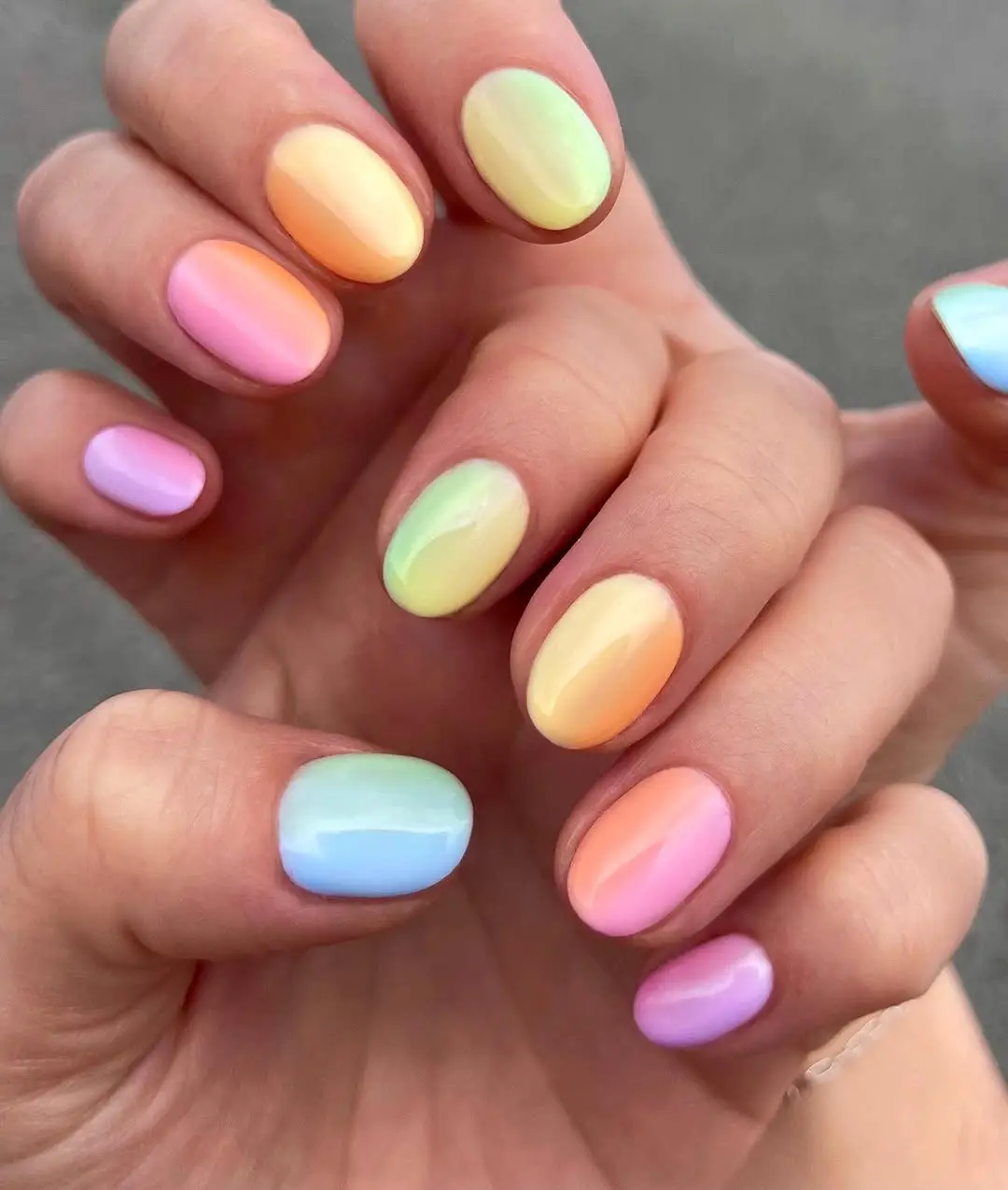 Soft Pastel Gradient Nail Art Inspiration