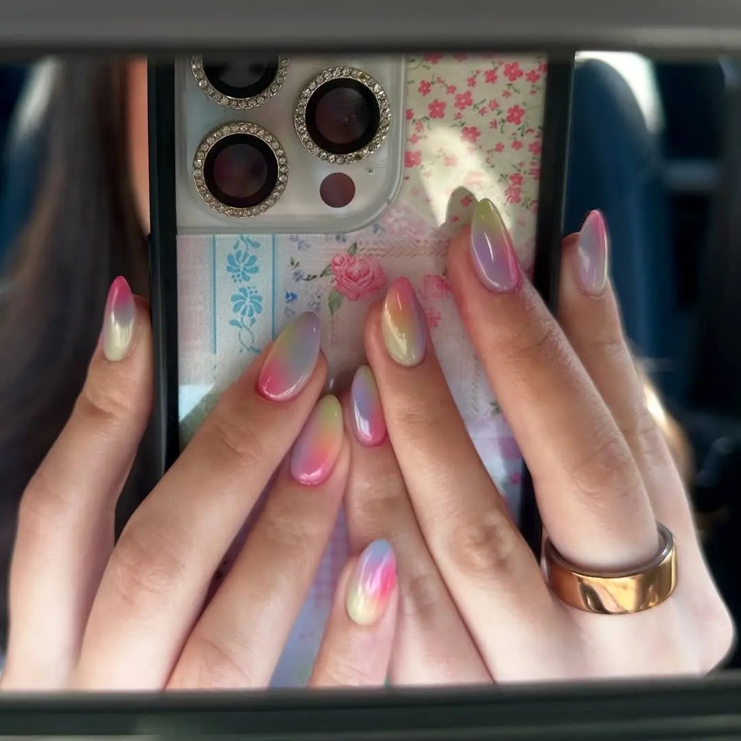 Charming pastel gradient spring nail design