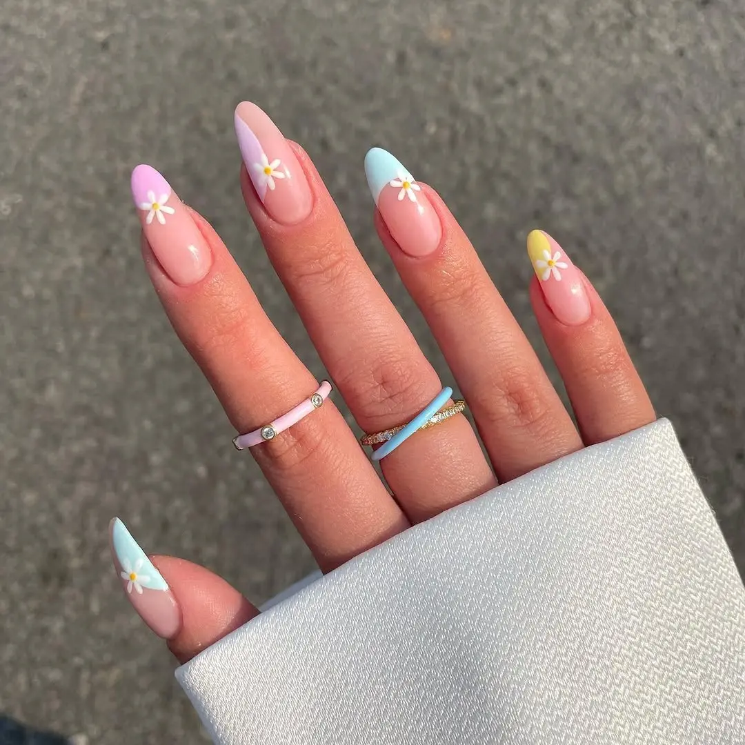 Charming pastel nails with floral accents