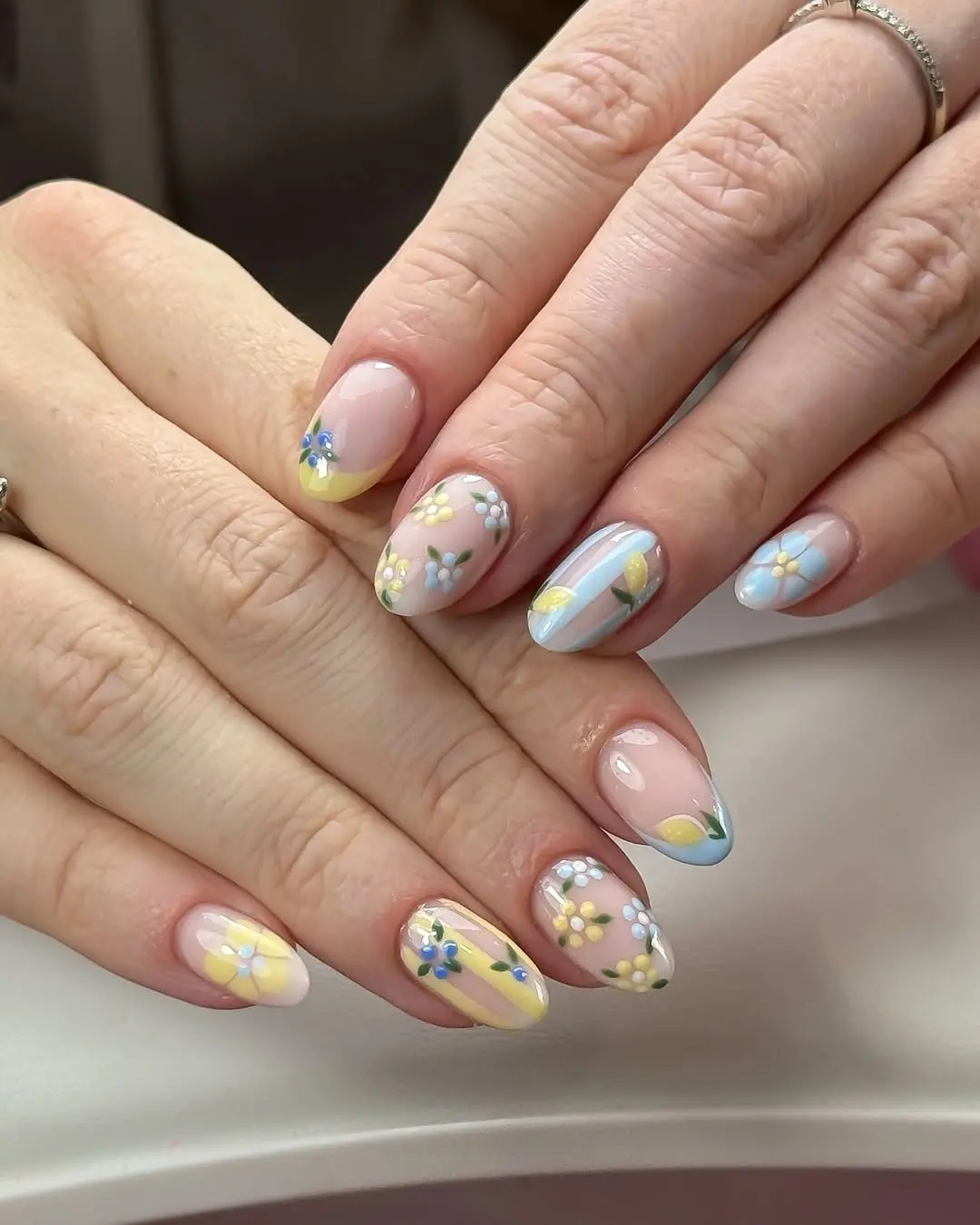 Charming Pastel Floral Nail Art for Spring