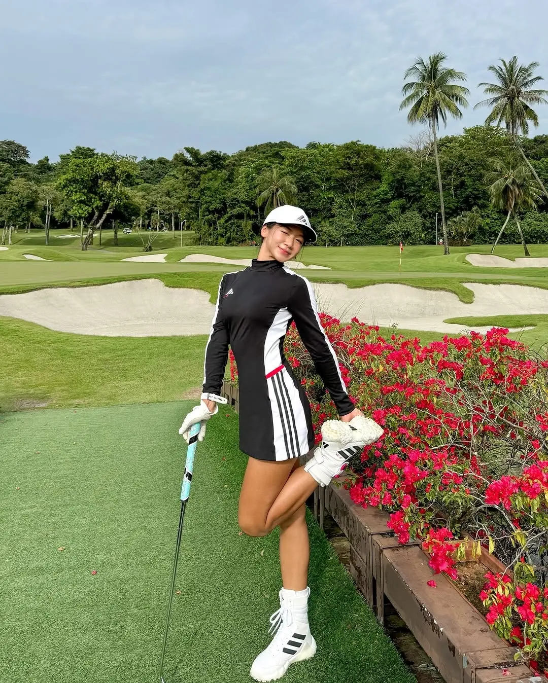 Chic golf outfit ideal for sunny days