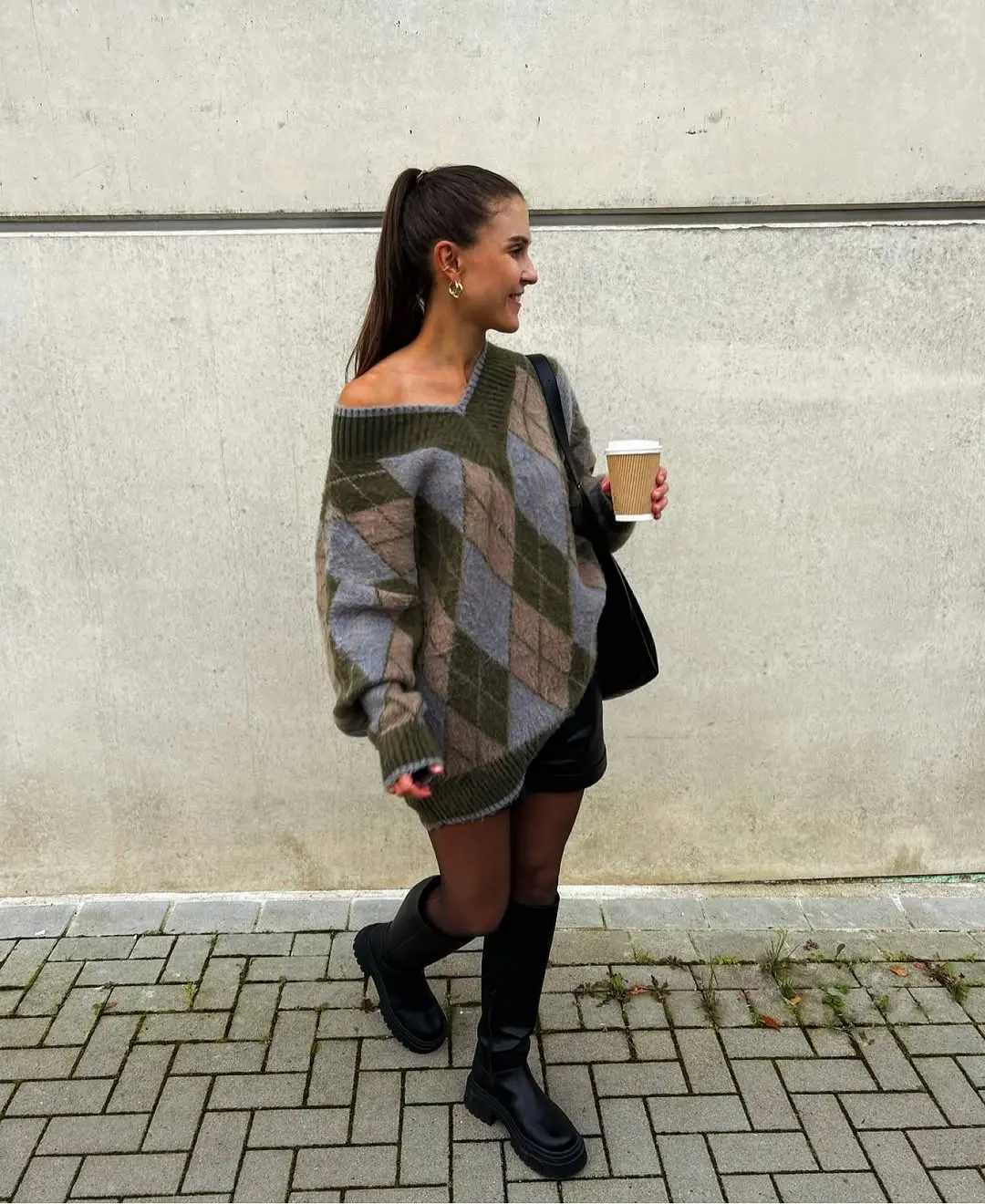 Cozy Oversized Sweater in Chic Style