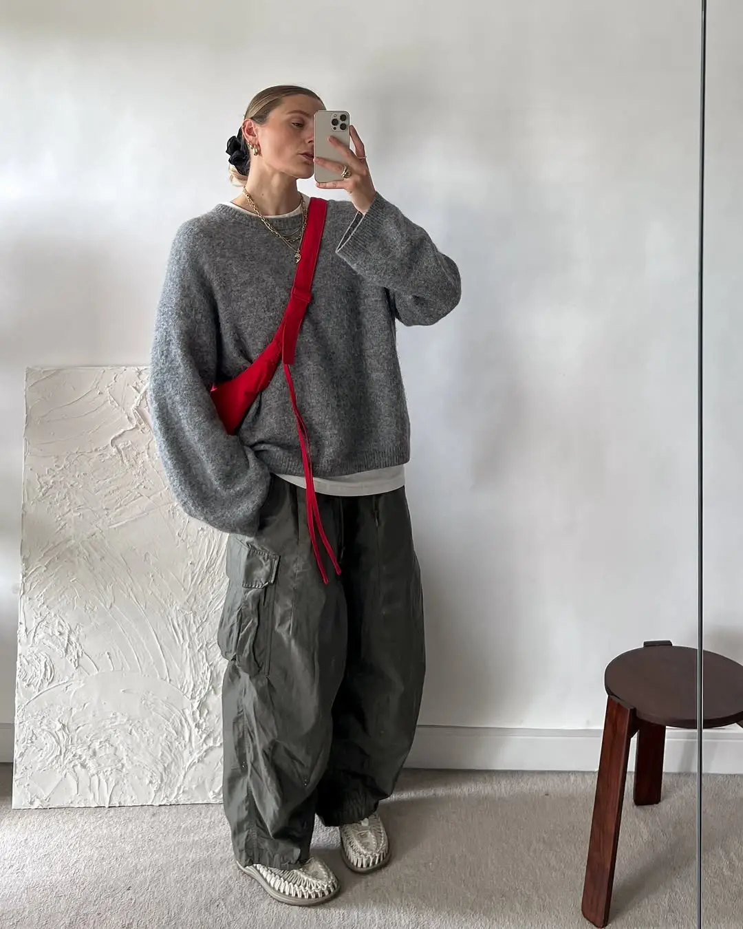 Chic Casual Look for Urban Settings