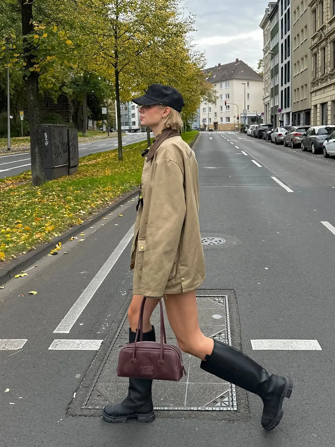 Casual Chic Urban Outfit for Every Season