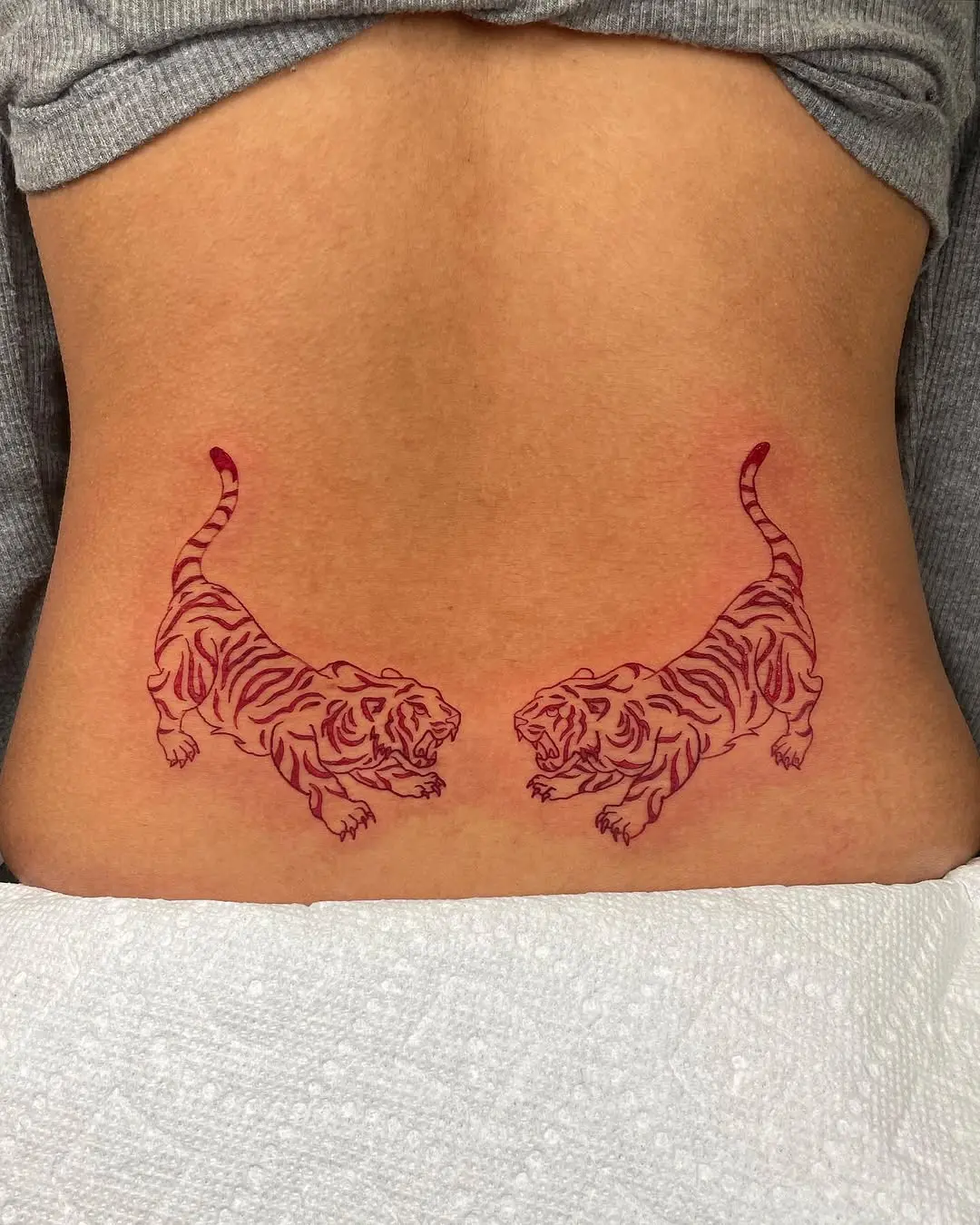 Dynamic tiger tattoos for powerful aesthetics.