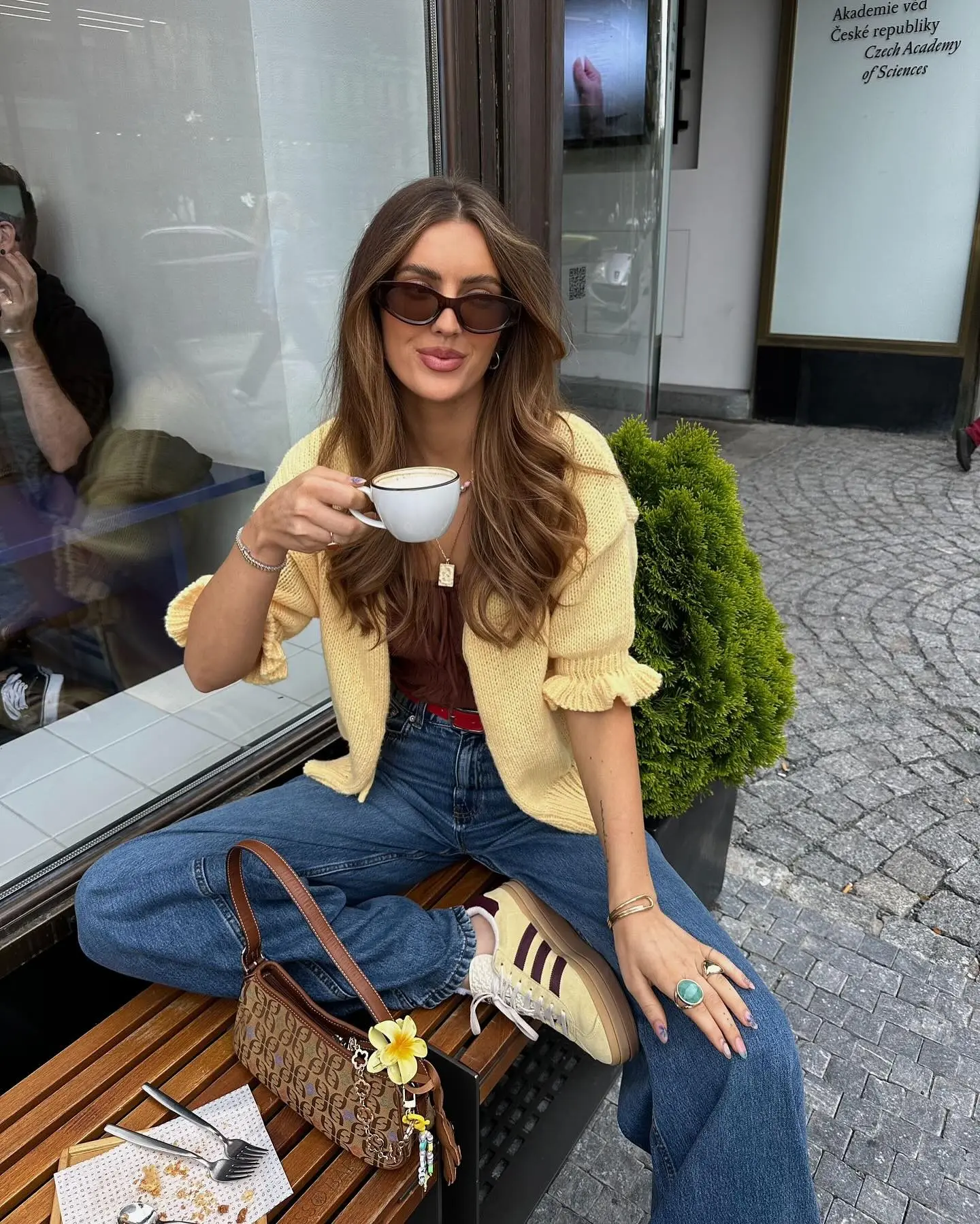 Casual Chic Yellow Outfit Perfect for Summer