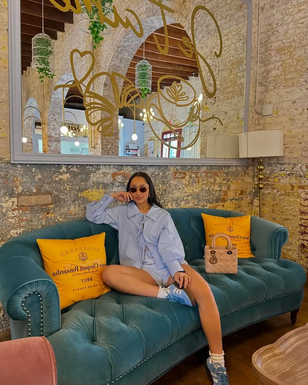 Casual Chic Brunch Outfit for Effortless Style