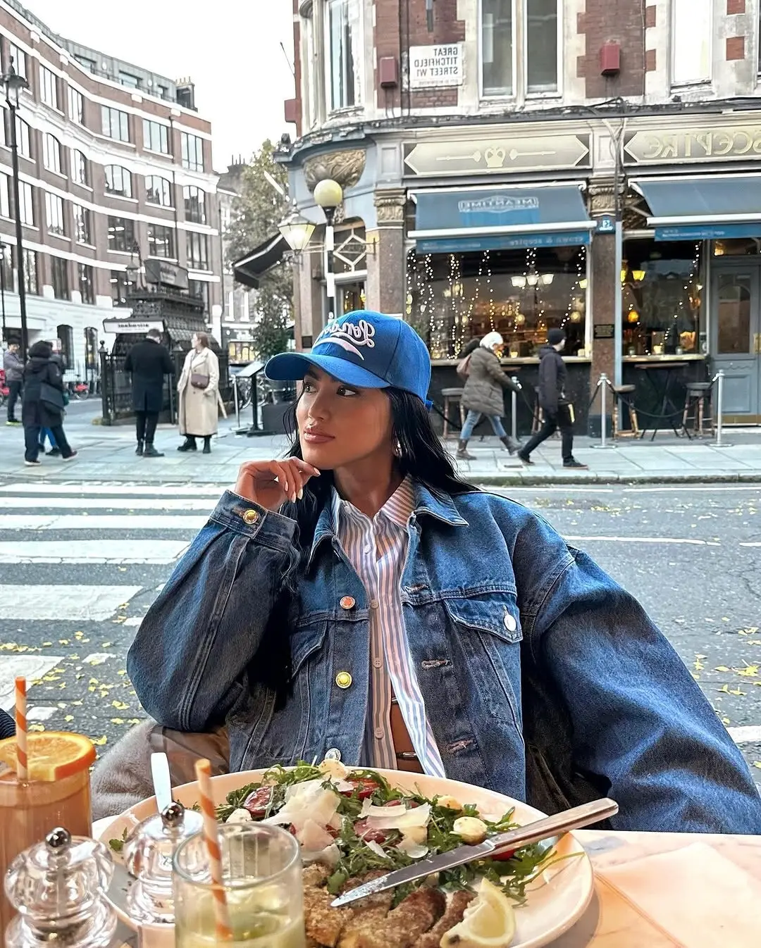 Chic street style for a perfect brunch outing