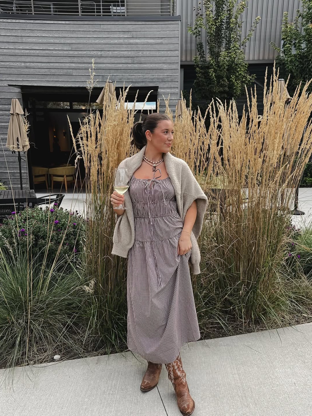 Chic Midi Dress Perfect for Winery Visits