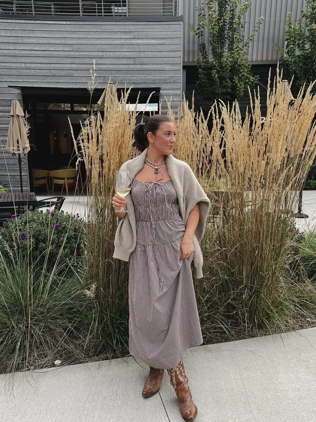 Chic Midi Dress Perfect for Winery Visits