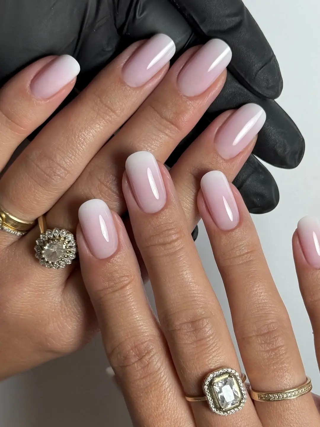 Stylish ombre nails with elegant rings