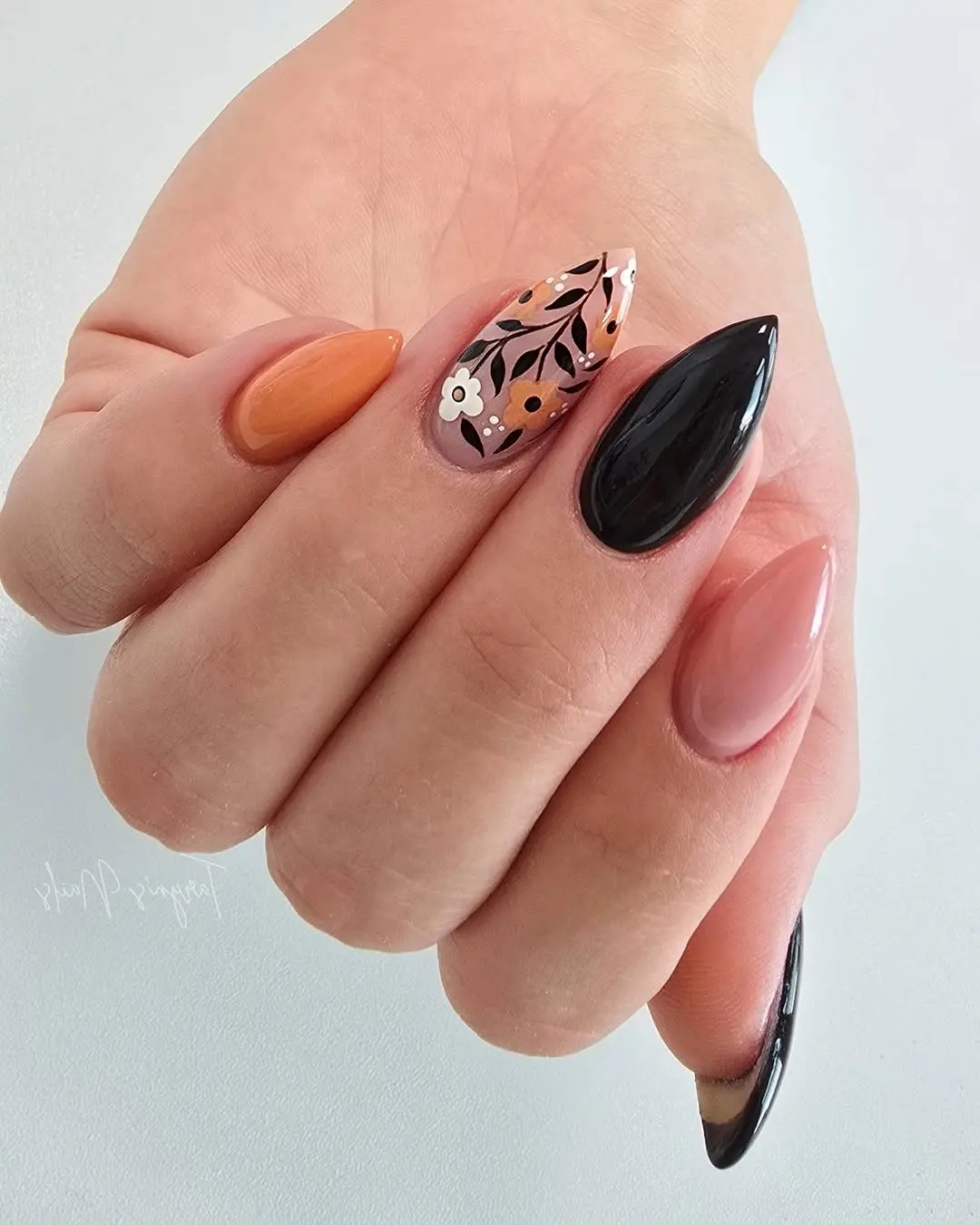Chic Nail Art with Floral Patterns