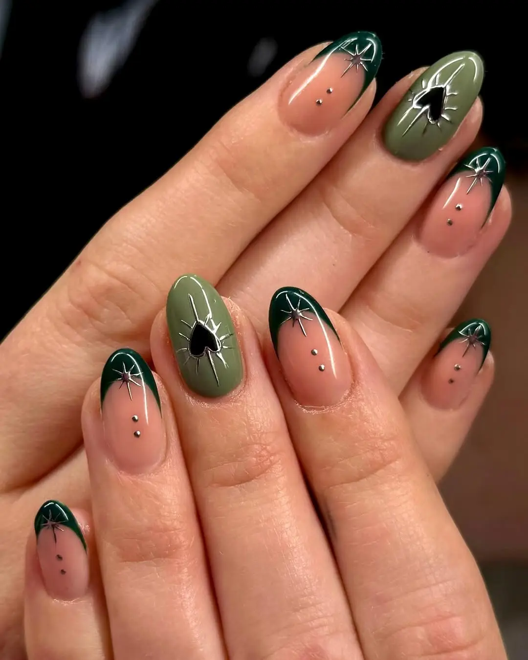 Stylish green and nude nail design inspiration