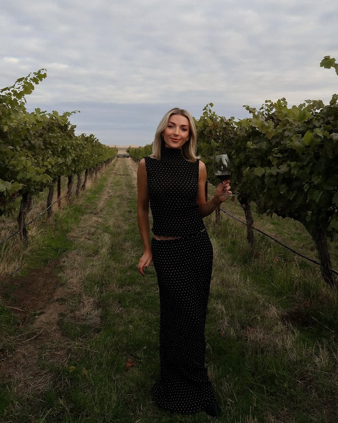 Chic and Elegant Winery Outfit Inspiration