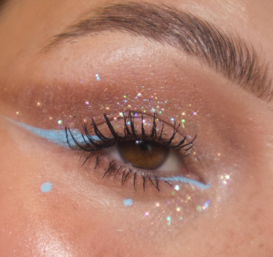 Sparkling Baby Blue Eye Makeup Inspiration
