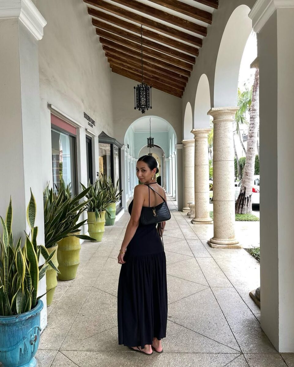 Elegant black maxi dress for chic daytime style