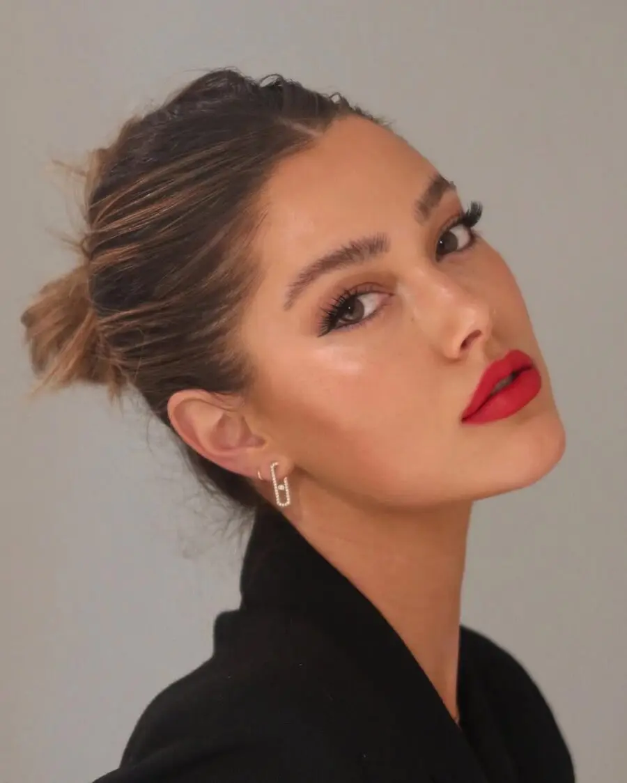 Striking red lips for a chic look