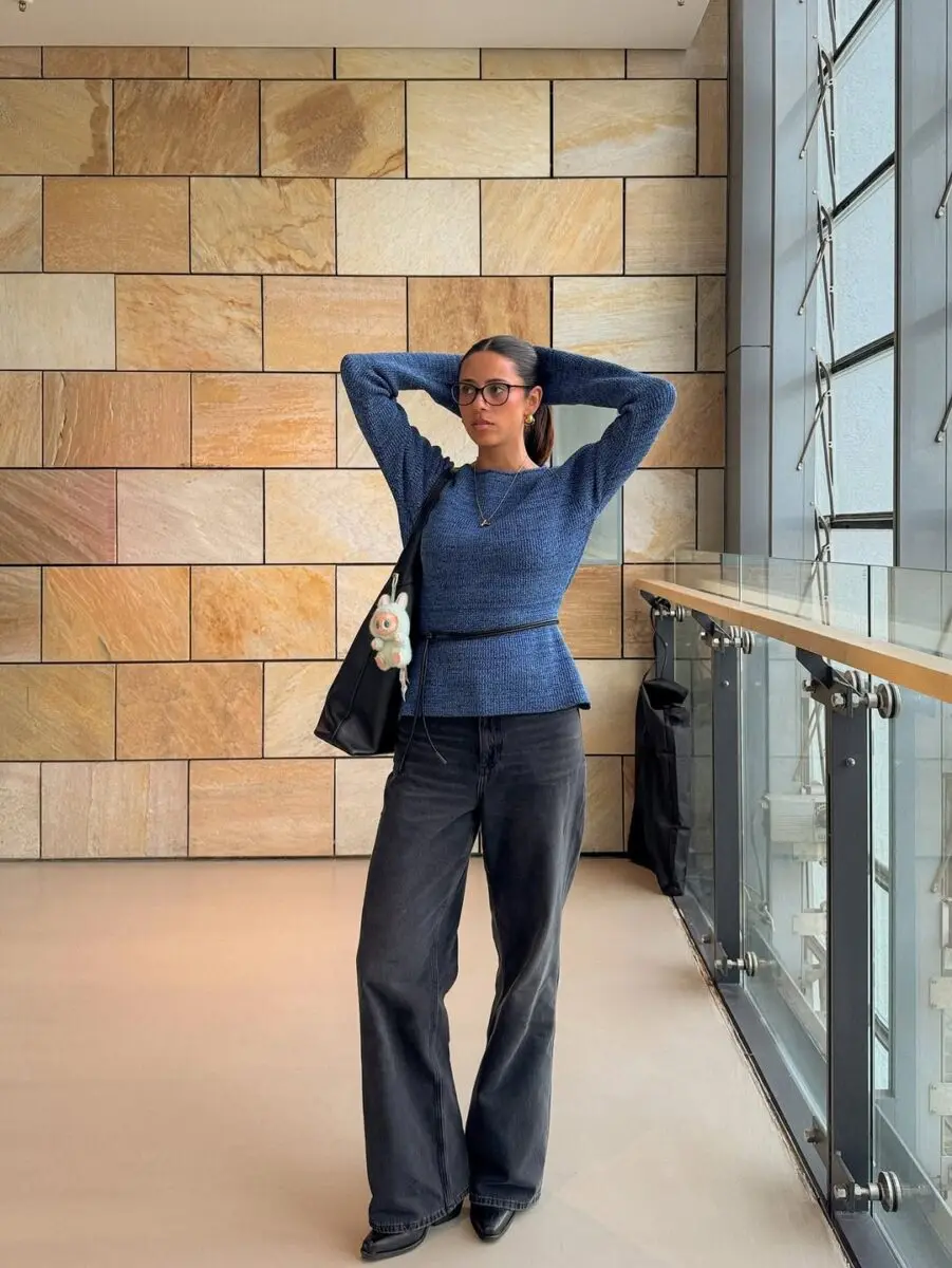 Stylish Business Casual Ensemble with a Twist