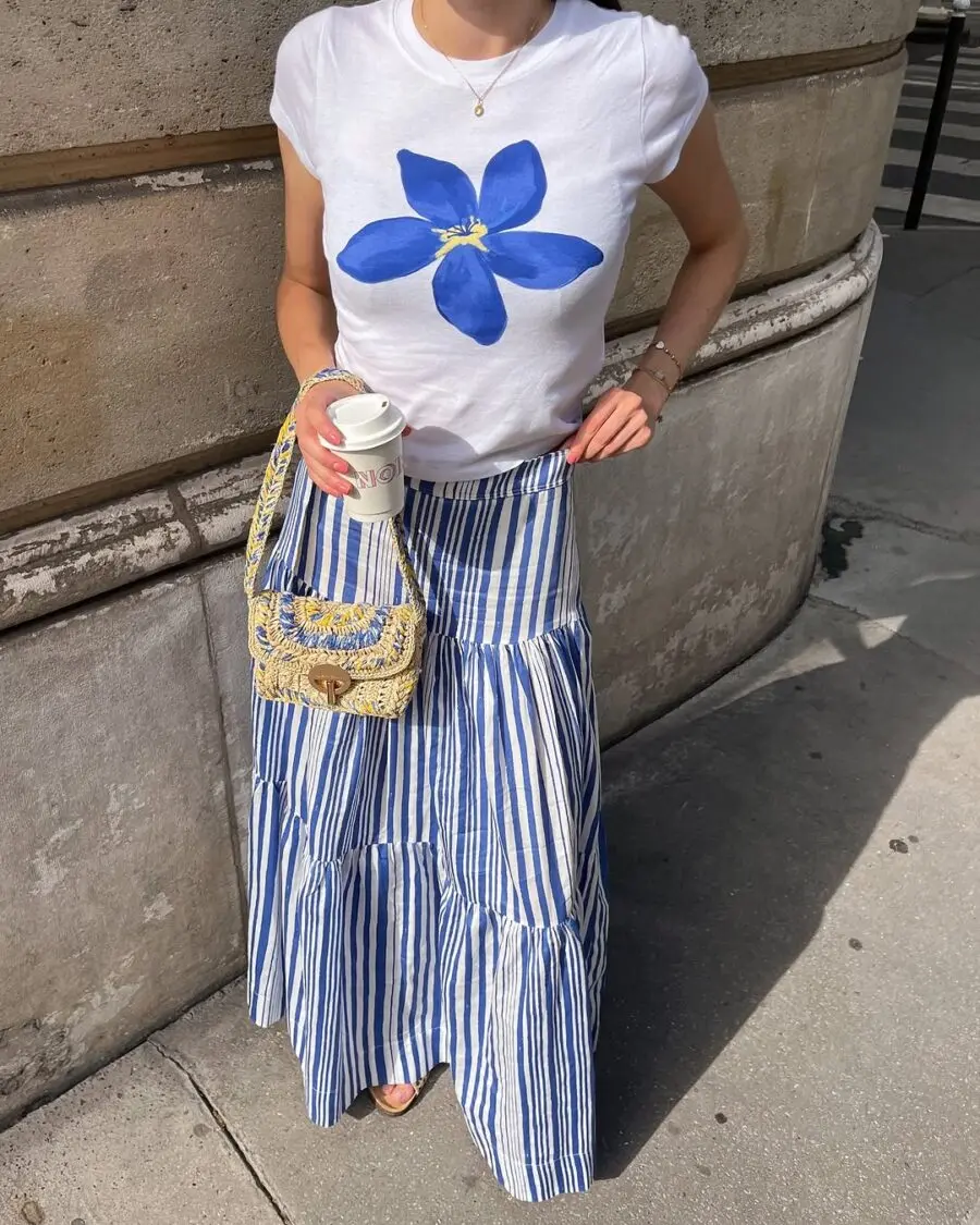 Chic Summer Look with Floral T-Shirt and Skirt
