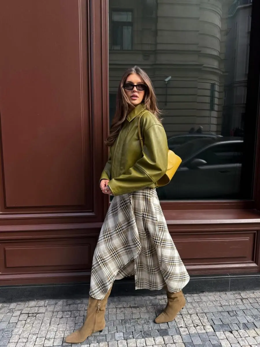 Effortlessly stylish summer layering for warm days